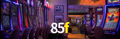 Descubra a Magia dos Jogos de Arcade no 85f